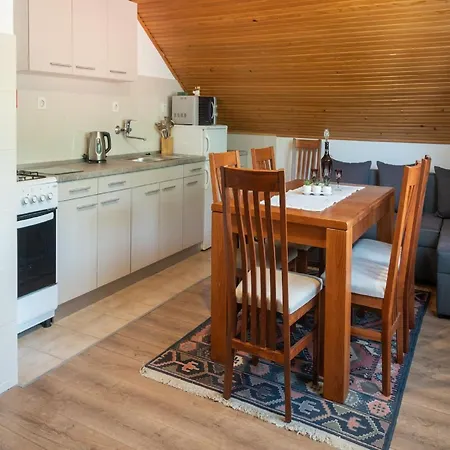 Area Krem Ar - Attic With Balcony * Delnice